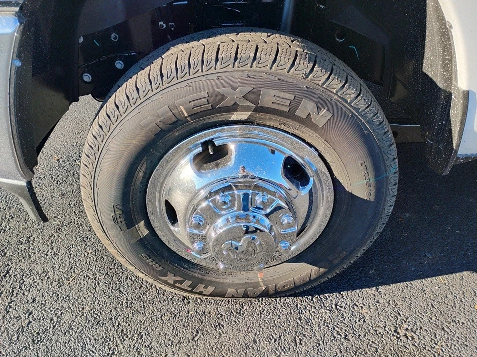 2026 Ram 3500 - Image 9 of 12