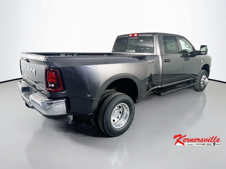 2026 Ram 3500 - Image 7 of 12