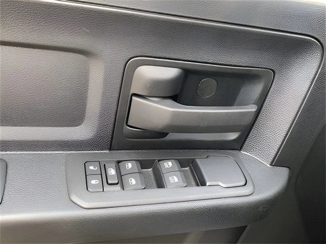 2026 Ram 3500 - Image 16 of 21