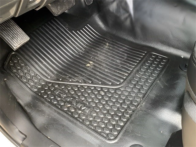 2026 Ram 3500 - Image 17 of 21