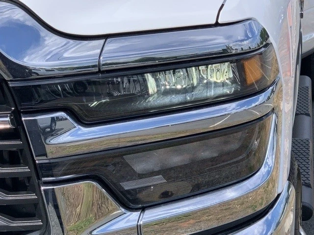 2026 Ram 3500 - Image 10 of 21