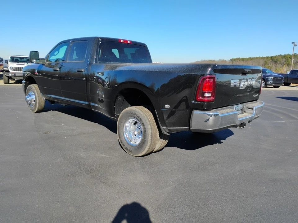 2026 Ram 3500 - Image 7 of 12