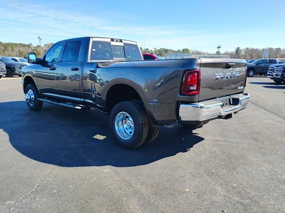 2026 Ram 3500 - Image 7 of 12