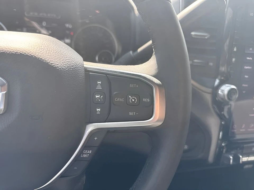 2026 Ram 3500 - Image 14 of 31