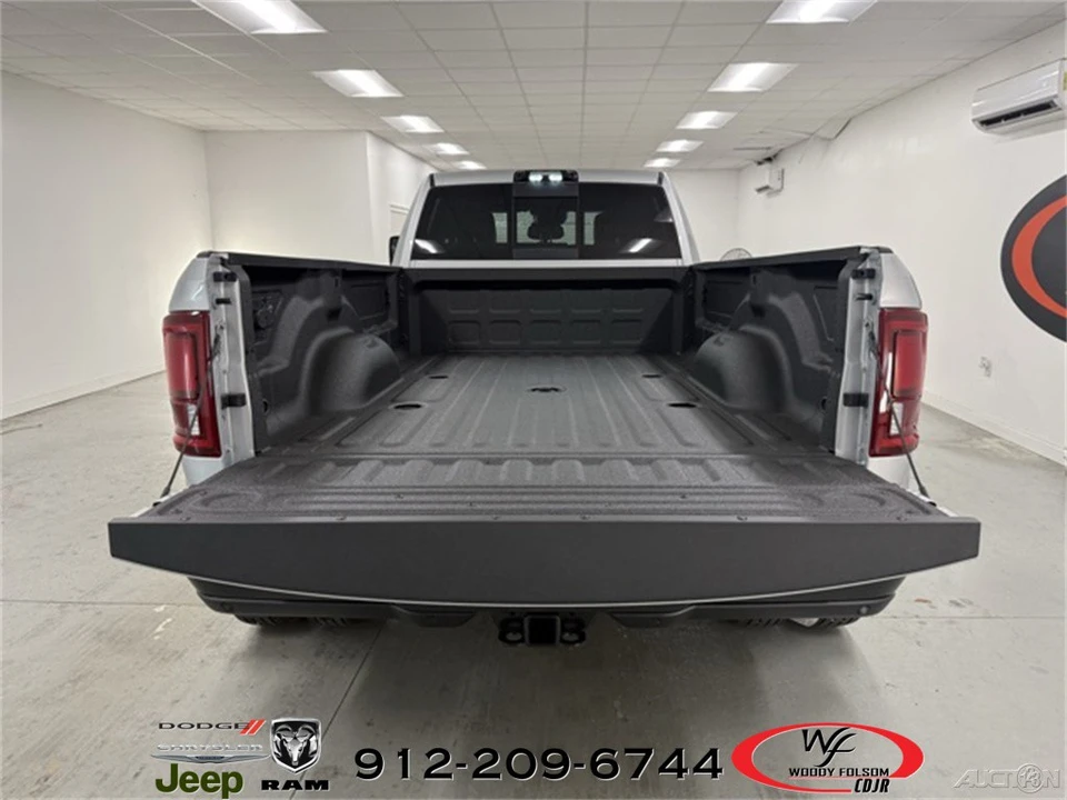2026 Ram 3500 - Image 8 of 12