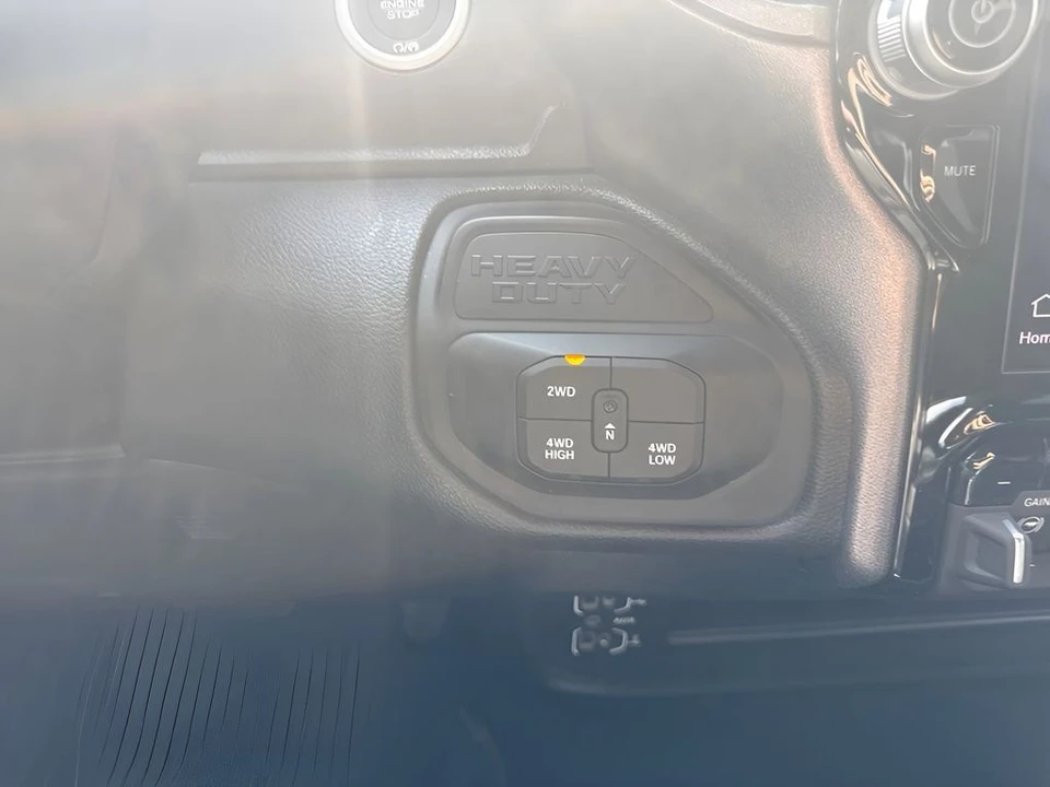 2026 Ram 3500 - Image 18 of 31