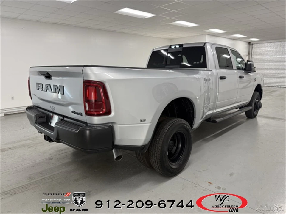 2026 Ram 3500 - Image 6 of 12