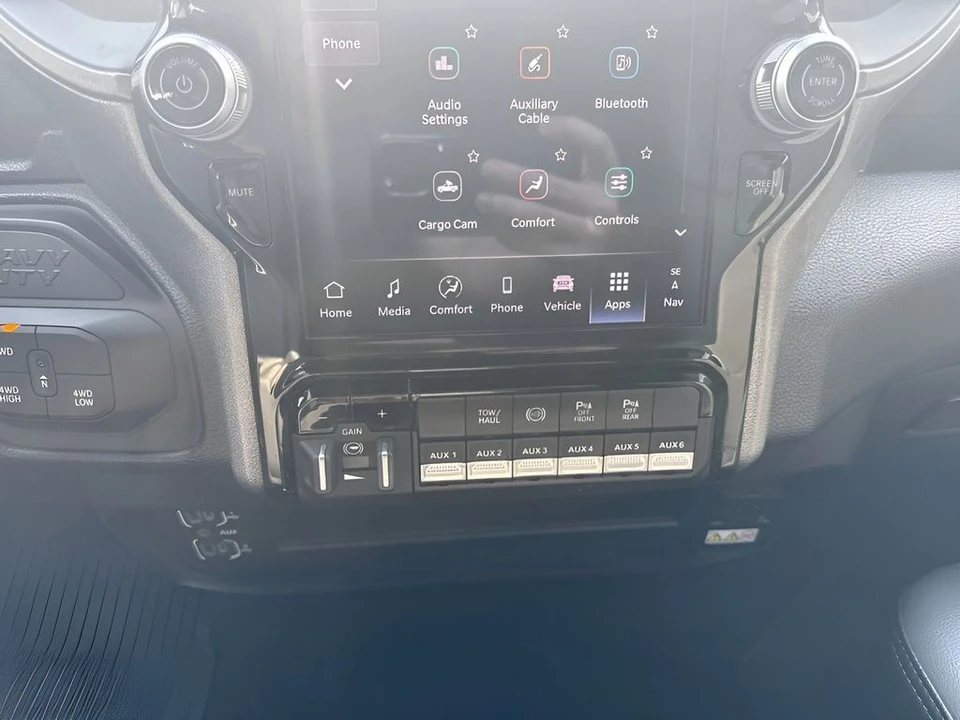 2026 Ram 3500 - Image 17 of 31
