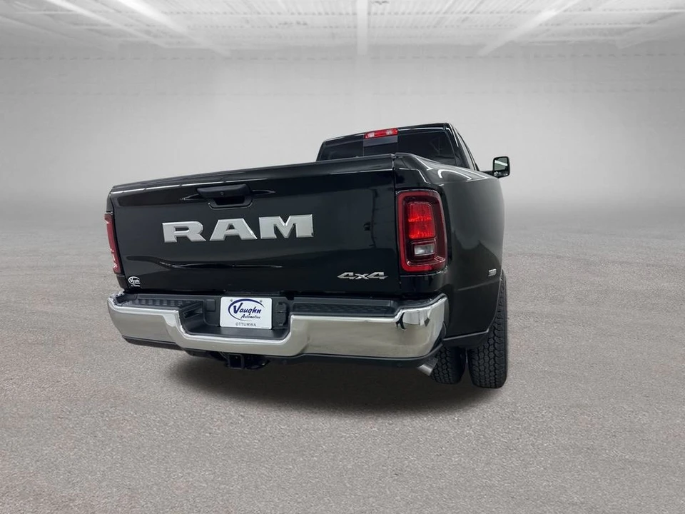 2026 Ram 3500 - Image 10 of 12