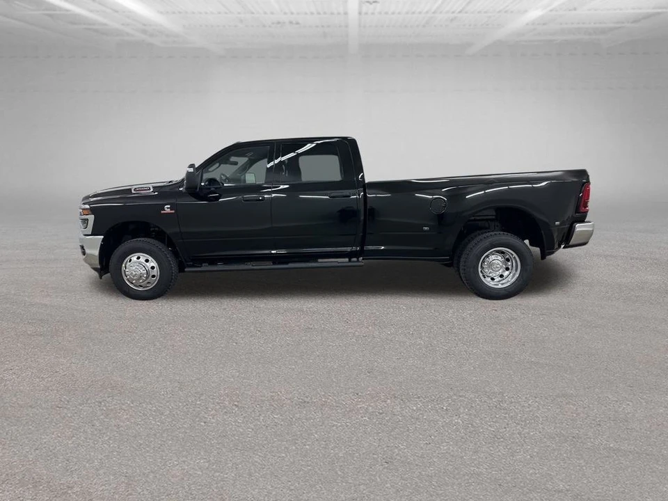 2026 Ram 3500 - Image 6 of 12