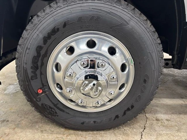 2026 Ram 3500 - Image 25 of 29