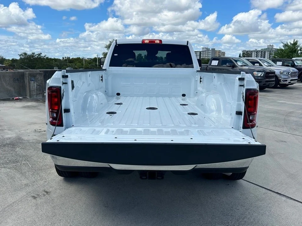 2026 Ram 3500 - Image 15 of 21