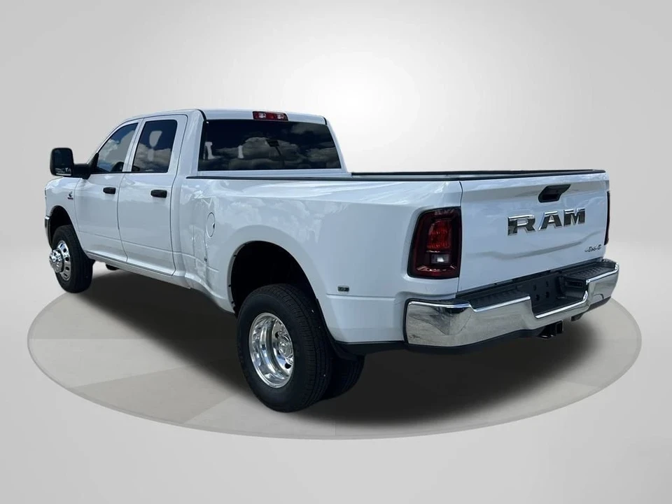 2026 Ram 3500 - Image 5 of 21