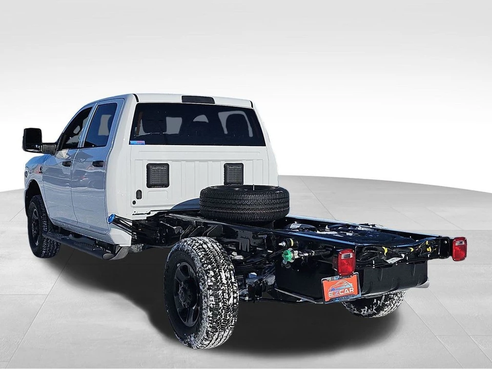 2026 Ram 3500 - Image 15 of 21