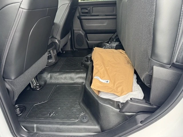 2026 Ram 3500 - Image 15 of 21