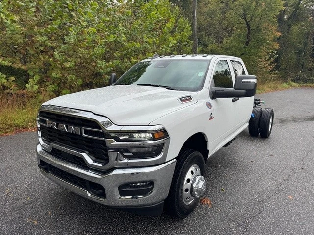 2026 Ram 3500 - Image 3 of 21