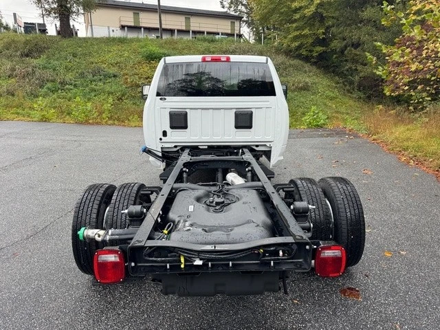2026 Ram 3500 - Image 8 of 21