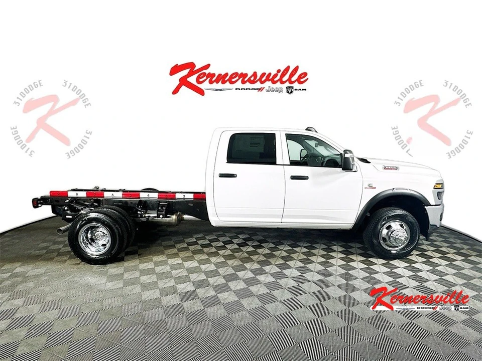 2026 Ram 3500 - Image 8 of 20