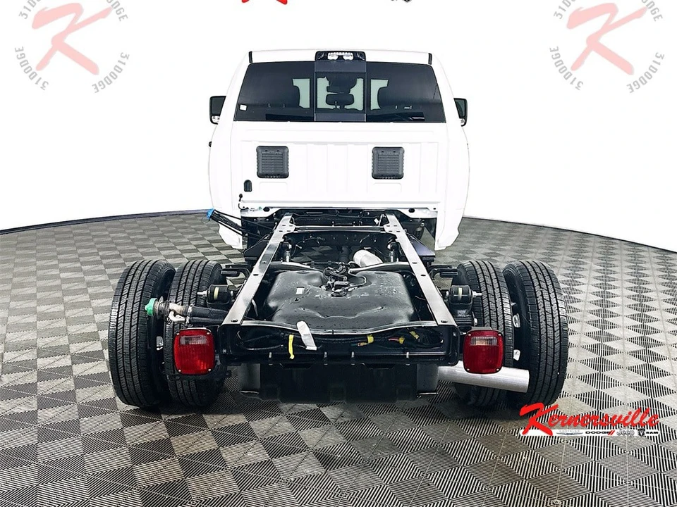 2026 Ram 3500 - Image 6 of 20