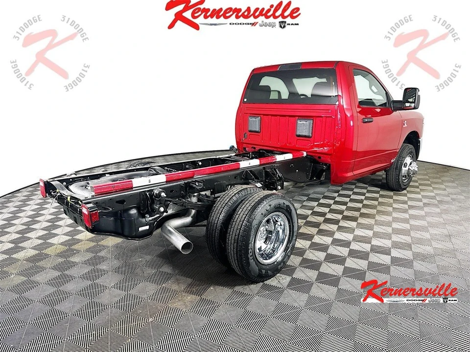 2026 Ram 3500 - Image 7 of 20