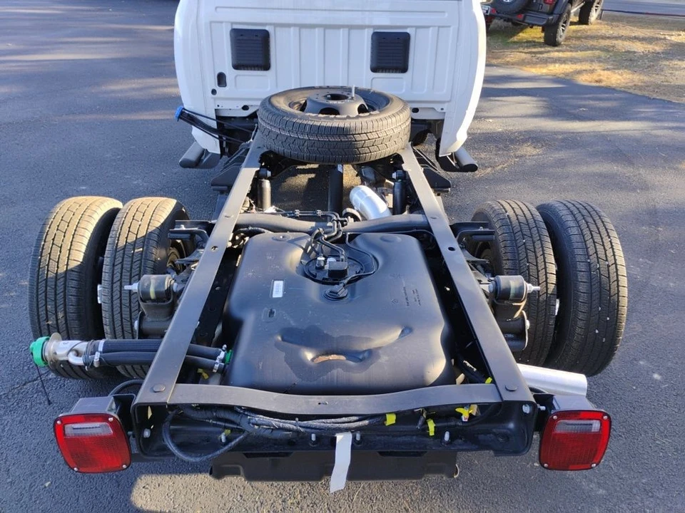 2026 Ram 3500 - Image 12 of 12