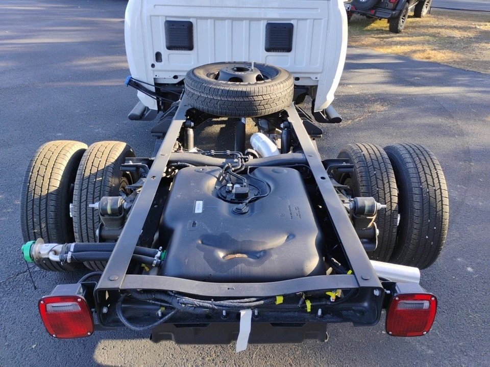 2026 Ram 3500 - Image 12 of 12