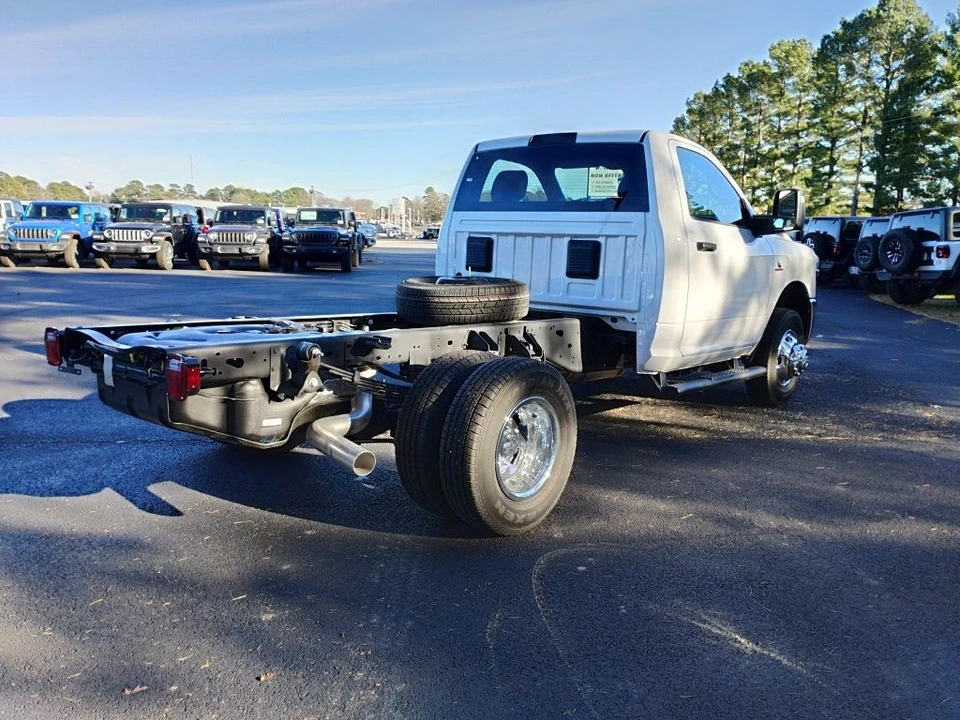 2026 Ram 3500 - Image 5 of 12