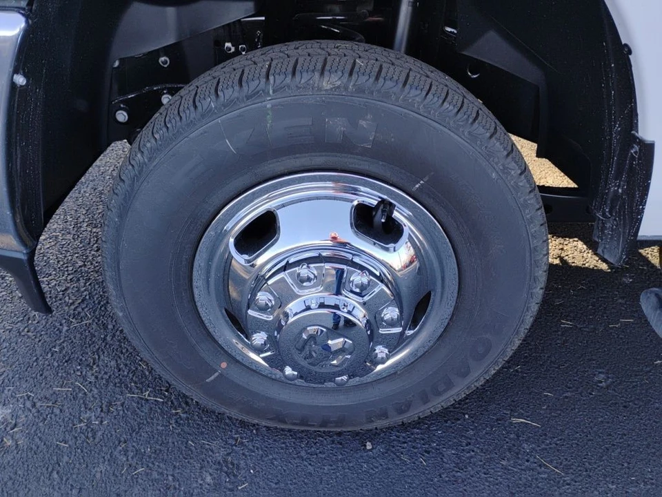 2026 Ram 3500 - Image 9 of 12