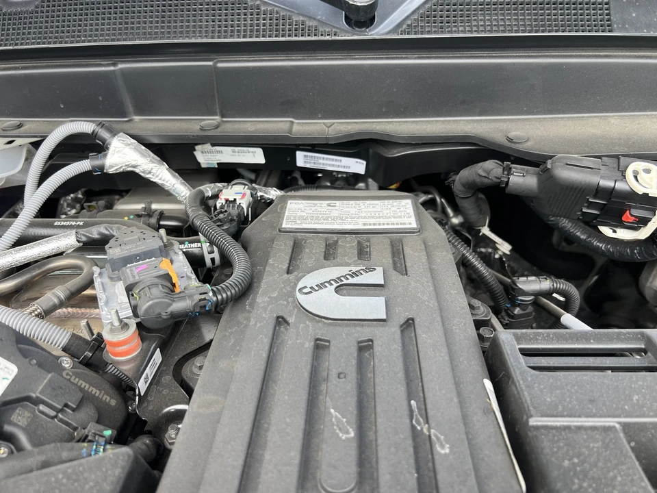 2026 Ram 3500 - Image 26 of 27