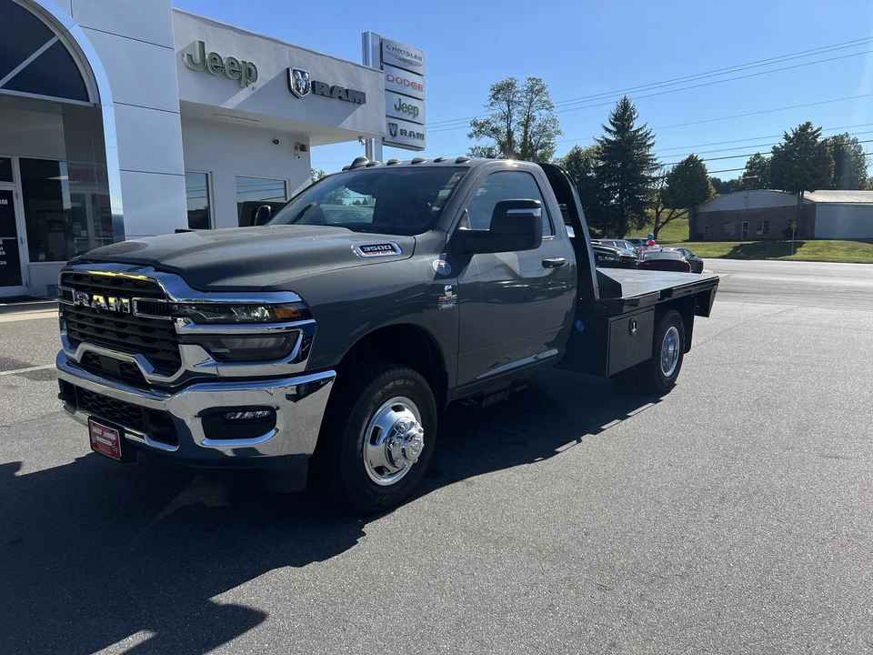 2026 Ram 3500 - Image 27 of 27