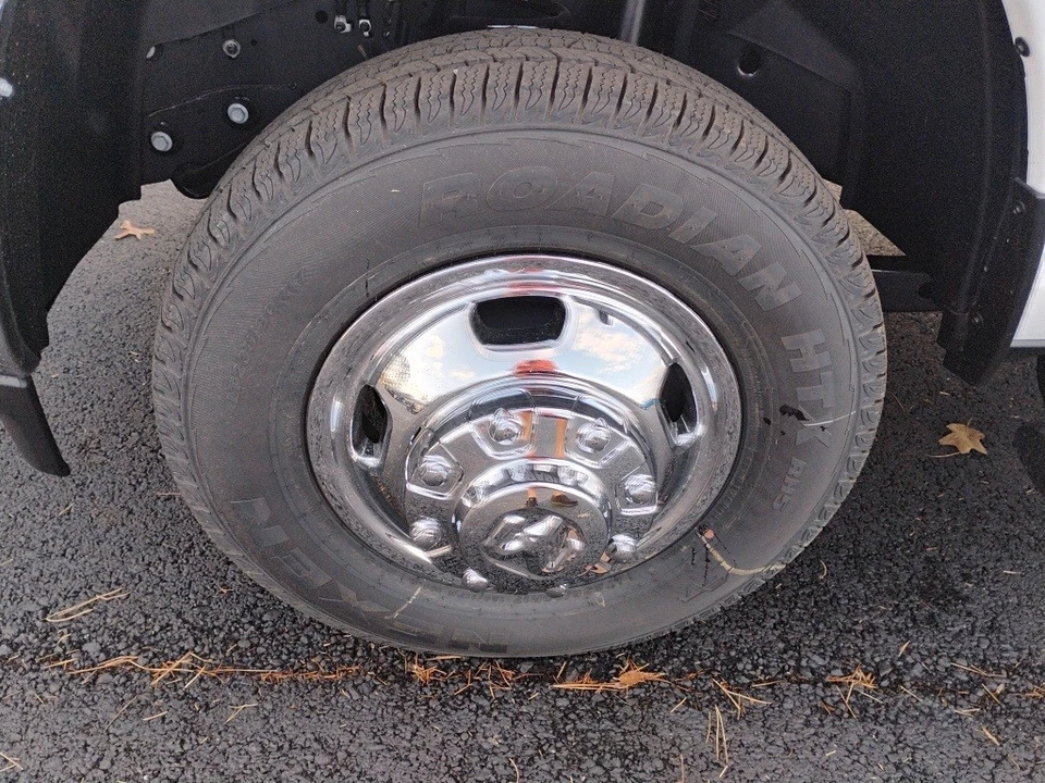 2026 Ram 3500 - Image 9 of 12