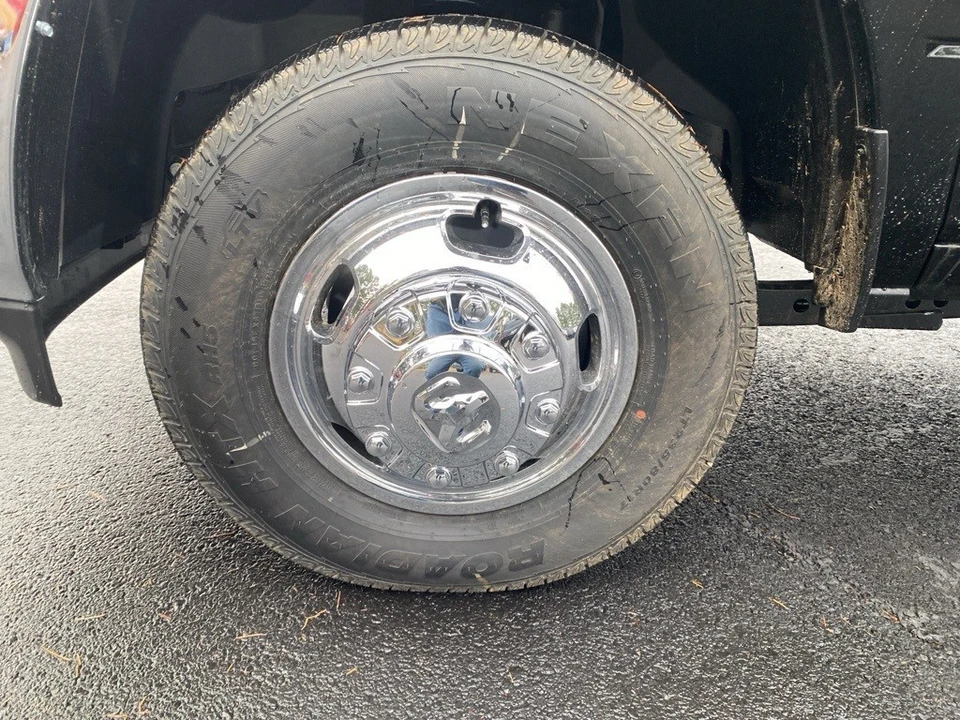 2026 Ram 3500 - Image 9 of 12