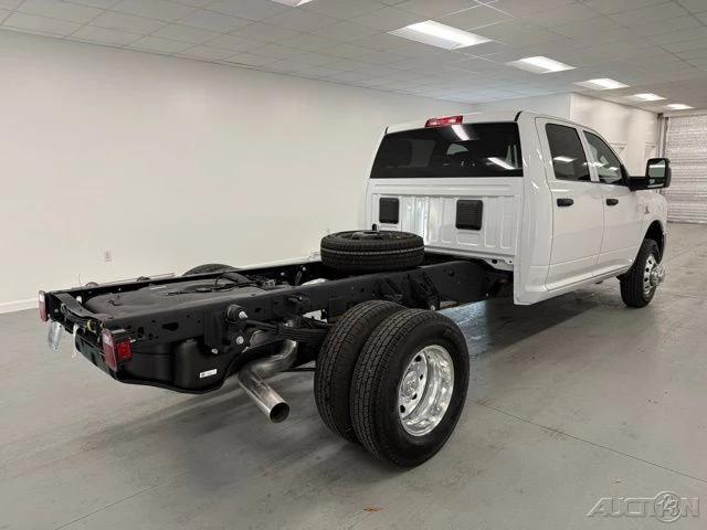 2026 Ram 3500 - Image 7 of 12