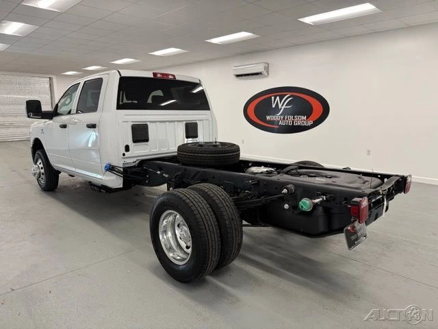 2026 Ram 3500 - Image 10 of 12