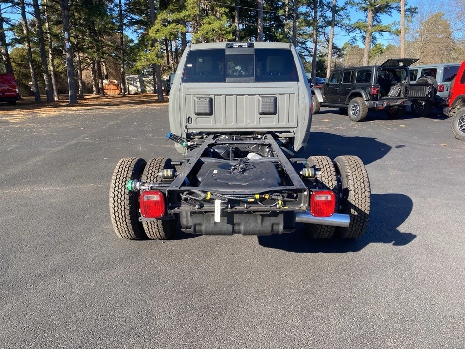 2026 Ram 3500 - Image 6 of 12