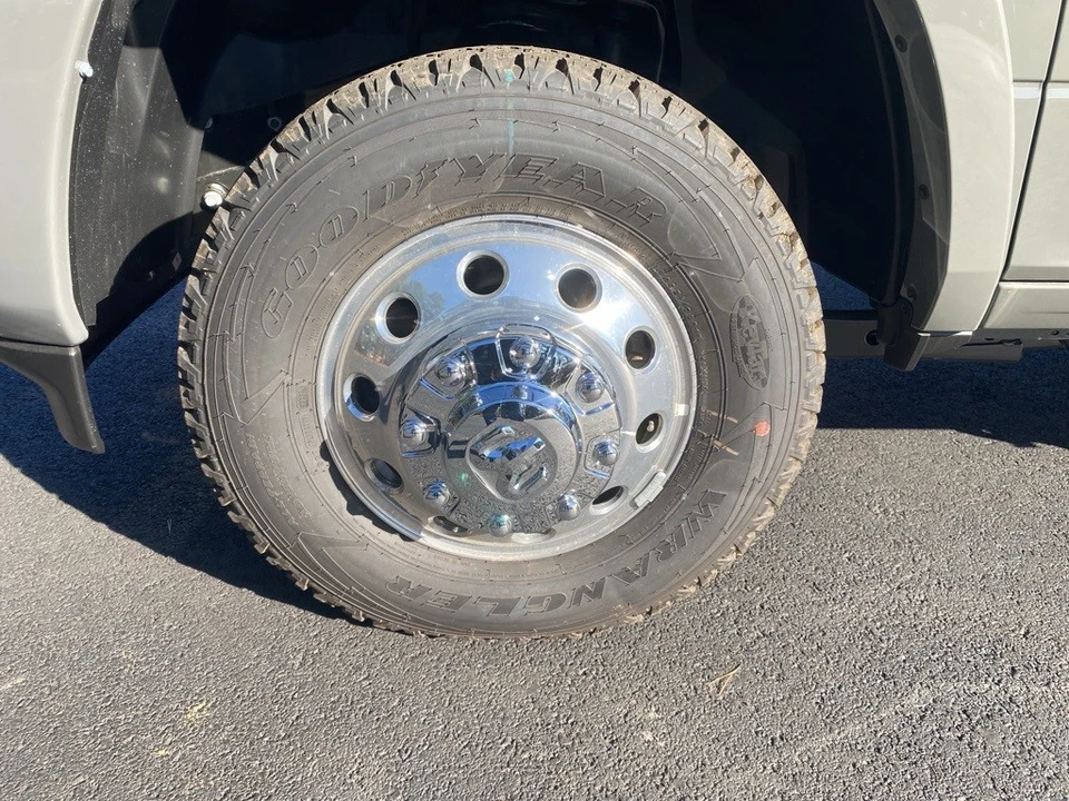 2026 Ram 3500 - Image 9 of 12