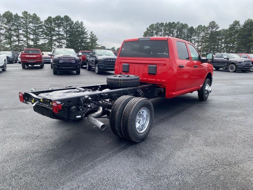2026 Ram 3500 - Image 5 of 12