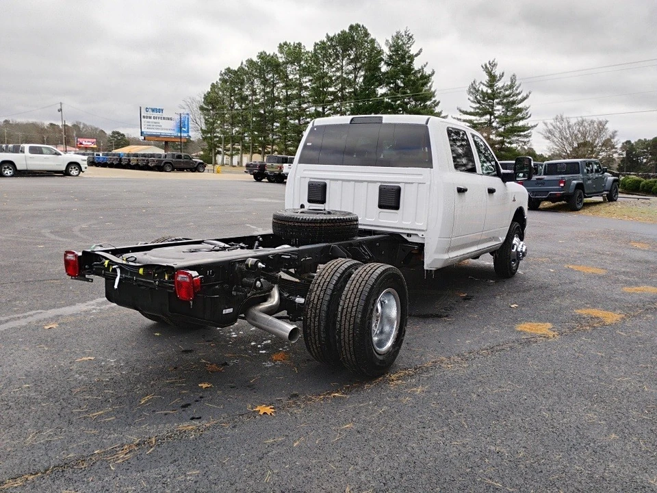 2026 Ram 3500 - Image 5 of 12