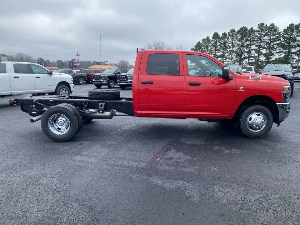 2026 Ram 3500 - Image 4 of 12