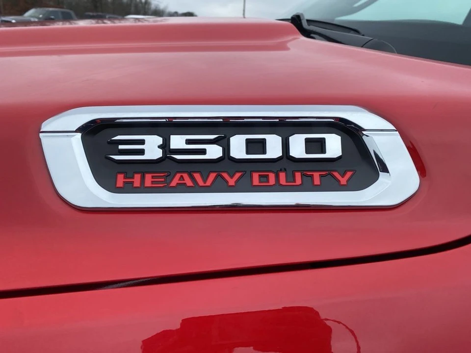 2026 Ram 3500 - Image 10 of 12