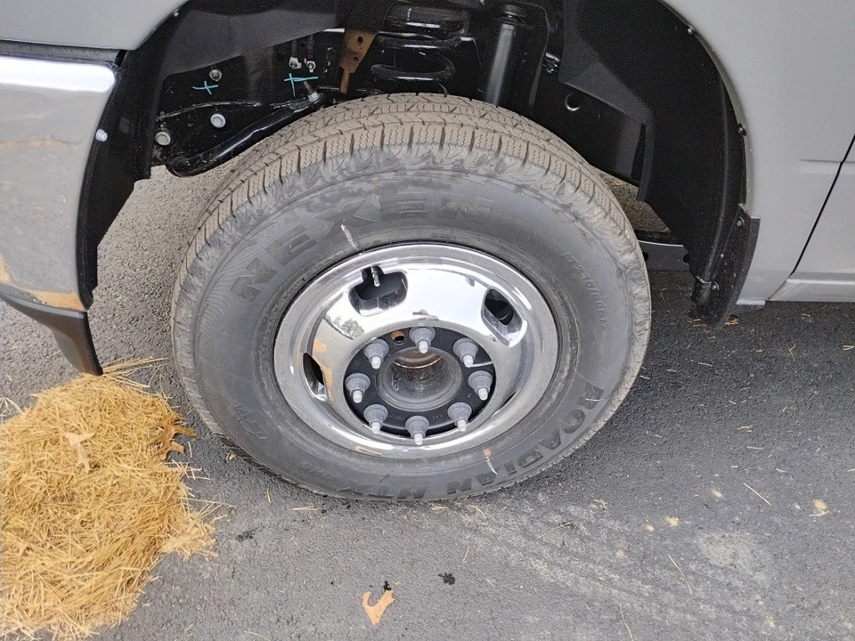 2026 Ram 3500 - Image 9 of 12
