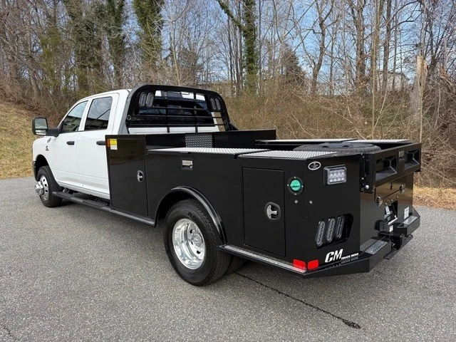 2026 Ram 3500 - Image 11 of 31