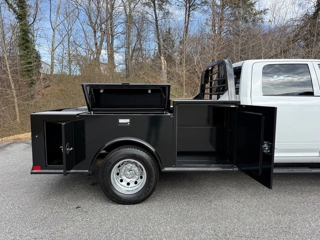 2026 Ram 3500 - Image 7 of 31