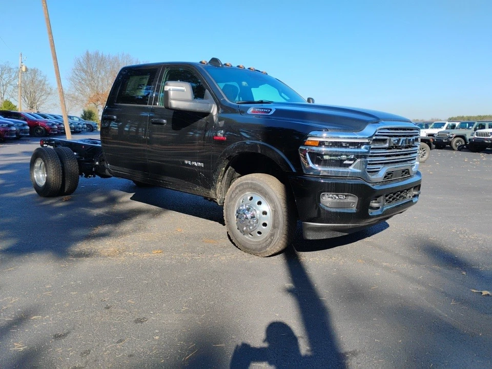 2026 Ram 3500 - Image 3 of 12