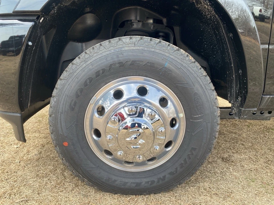 2026 Ram 3500 - Image 9 of 12