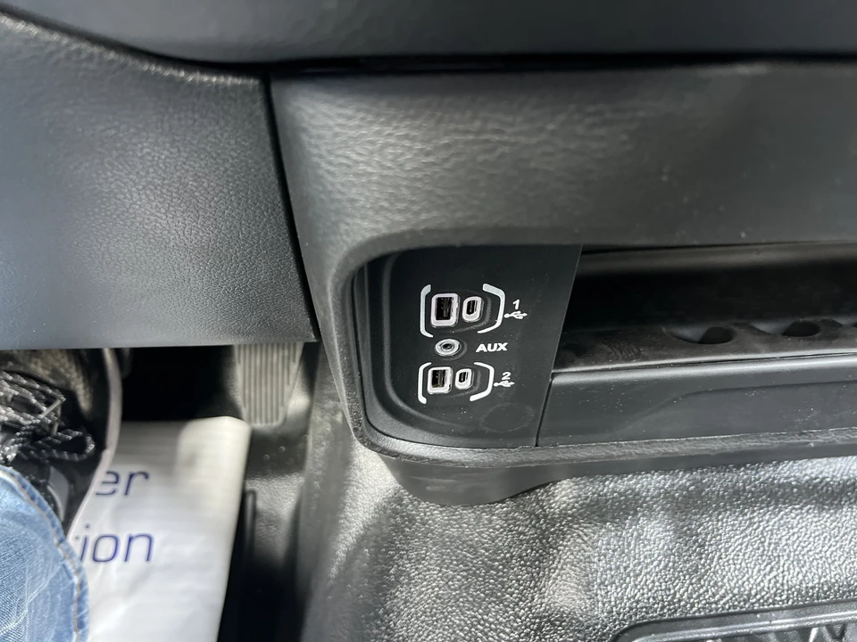 2026 Ram 3500 - Image 21 of 28