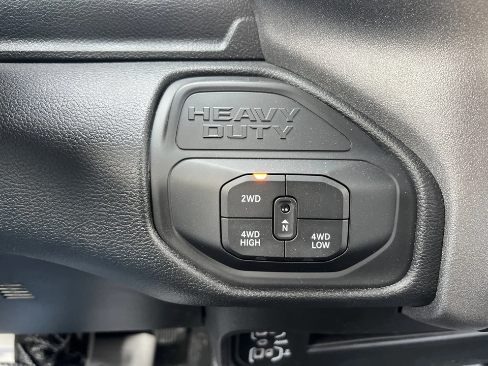 2026 Ram 3500 - Image 20 of 28
