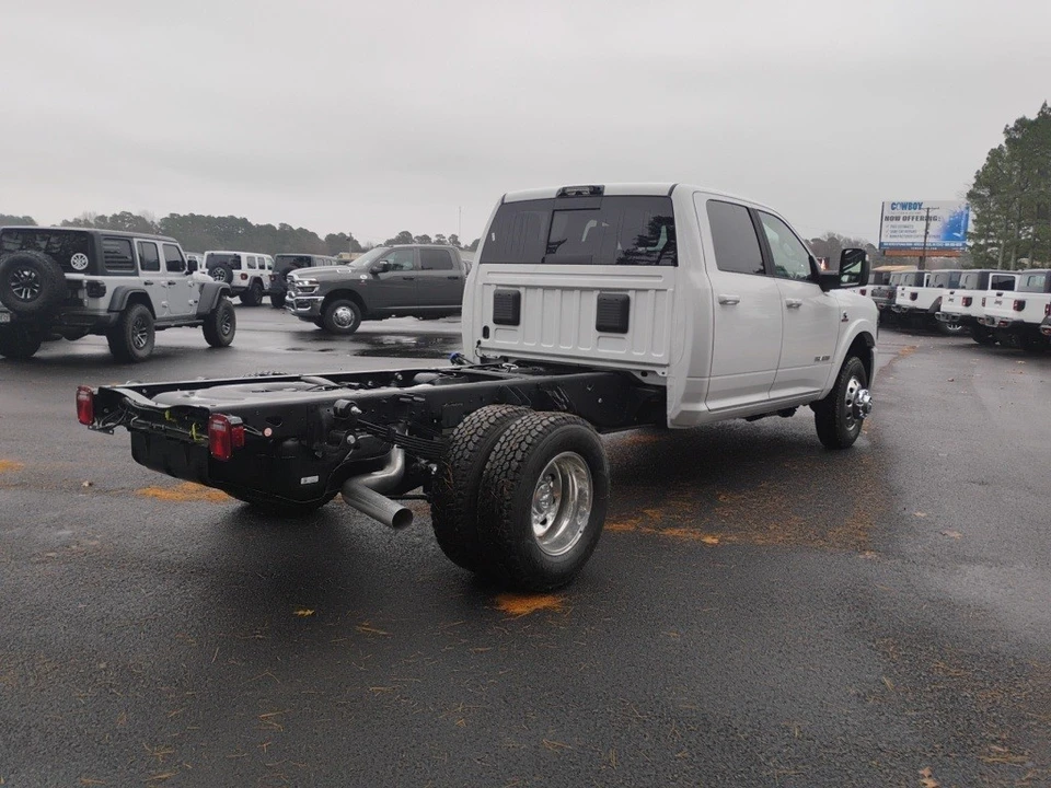 2026 Ram 3500 - Image 5 of 12
