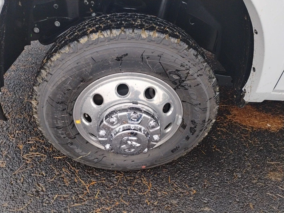 2026 Ram 3500 - Image 9 of 12