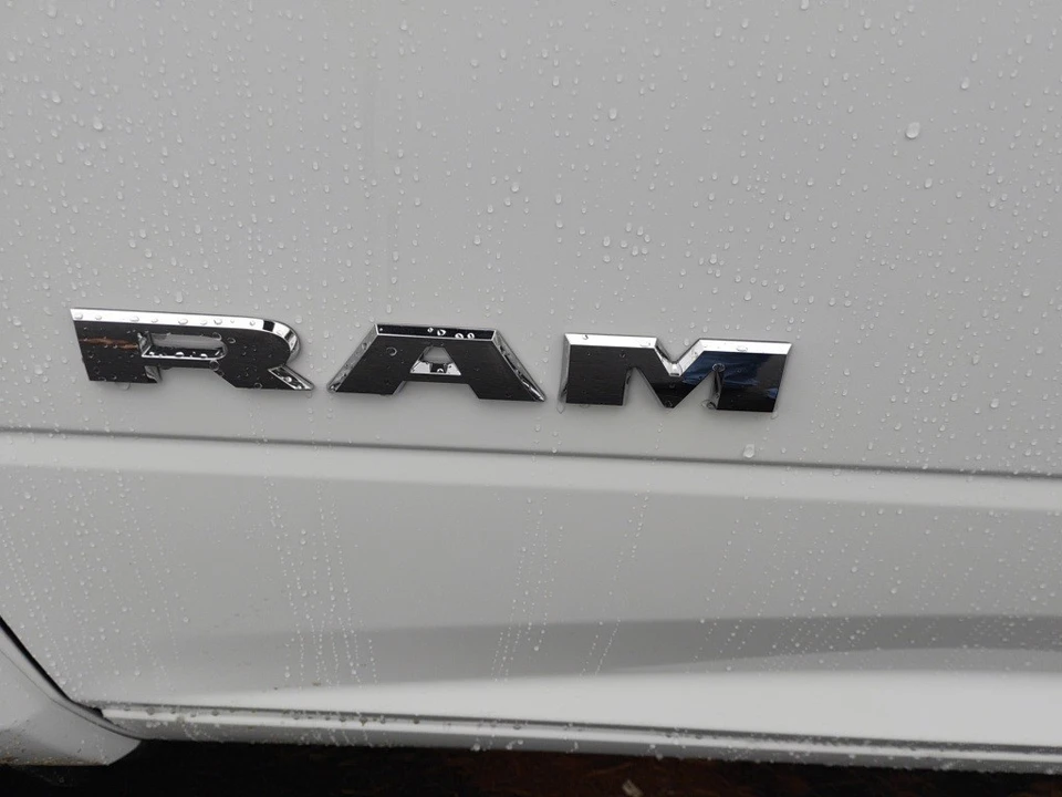 2026 Ram 3500 - Image 10 of 12